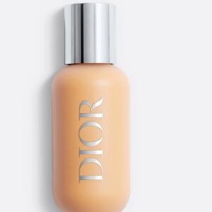 🌹 Dior Backstage Face & Body Foundation 4WP.                New